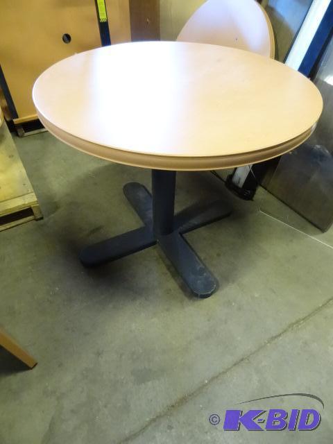 Lacrosse 36&quot round table with metal base...