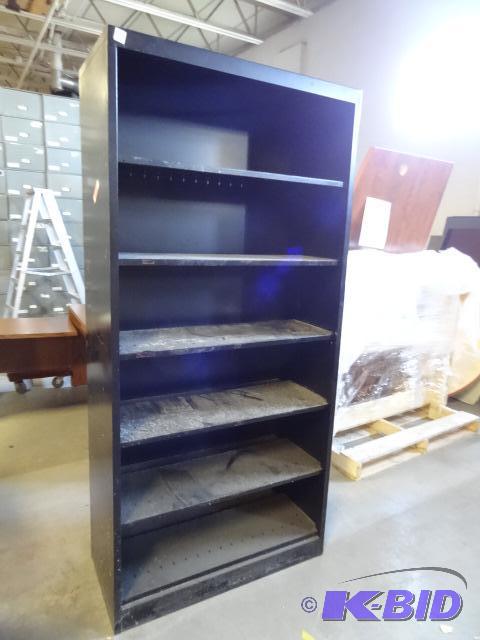Metal book shelf. 36 x 17 x 76...
