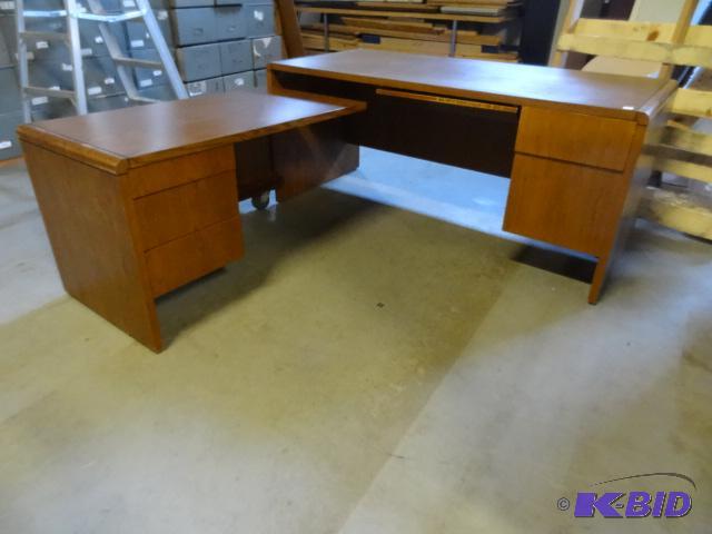 L shaped wood desk. 2 piece. 5 drawer. 66 x 7...