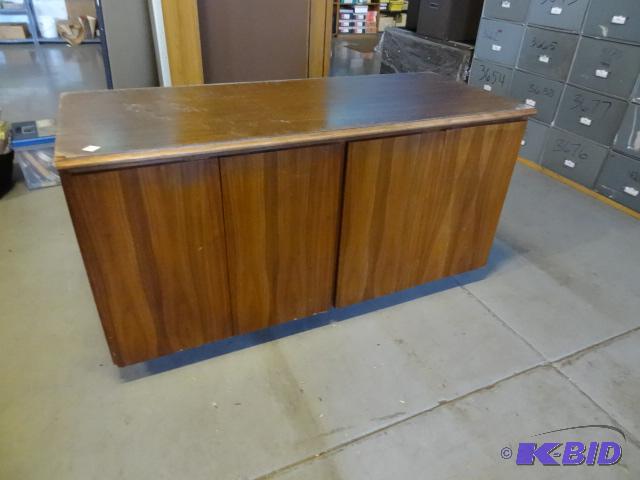 Vintage wood 4 drawer credenza. Needs a littl...