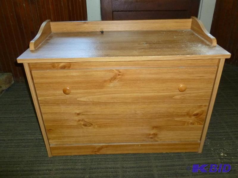 lot 15 image: Wood laminate hall bench with drop down shoe ...