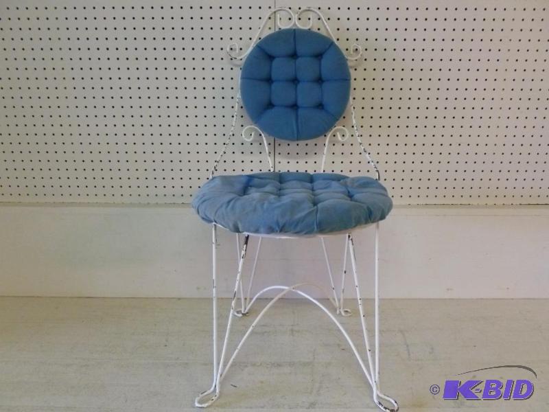 lot 51 image: Vintage padded seat and back ice cream parlor...