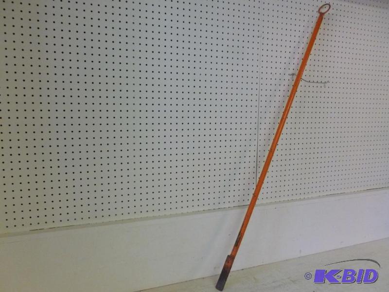 lot 56 image: Heavy duty steel ice chisel that measures 54....