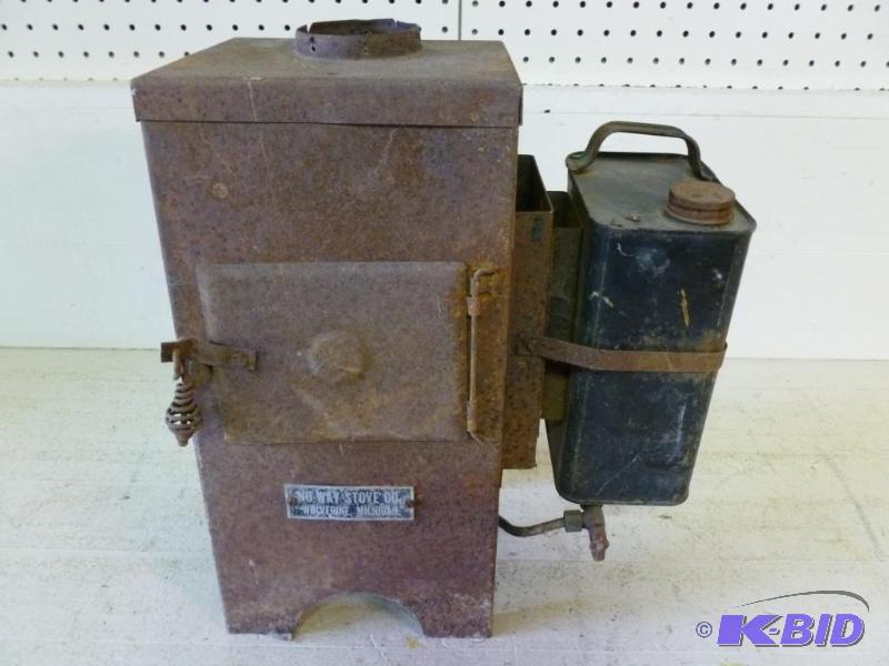 lot 58 image: Nu-Way&nbspStove Co. fuel oil fish house sto...