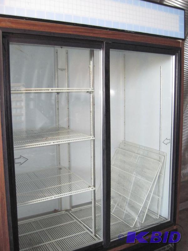 Bev. Air FridgeFreezer, Model MT45 52x30x83....
