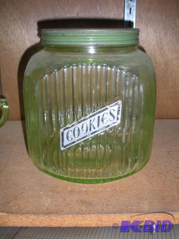 lot 007 image: Green Depression Glass Cookie Jar with Lid