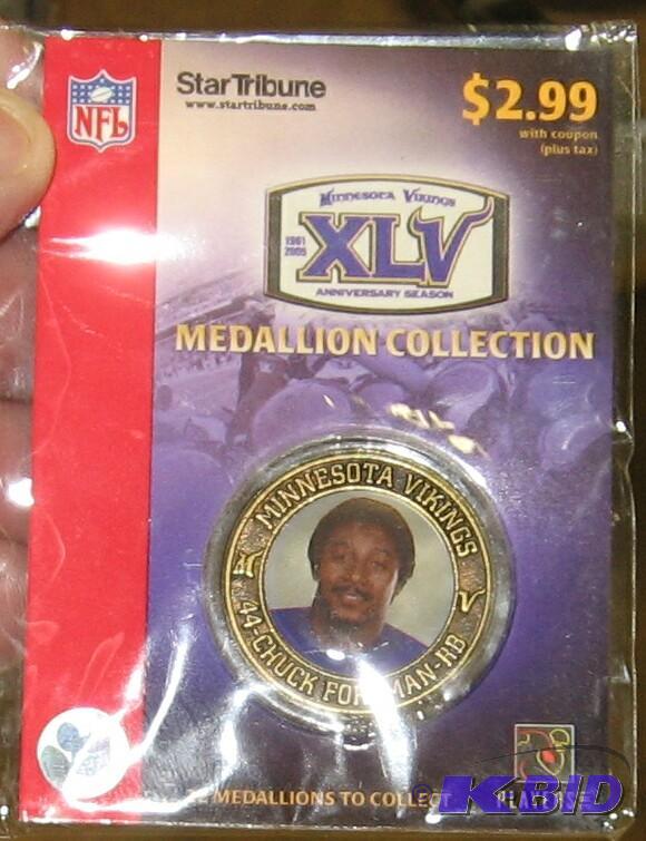 lot 050 image: Minnesota Vikings Chuck Foreman Medallion (Star Tribune) 45th Season