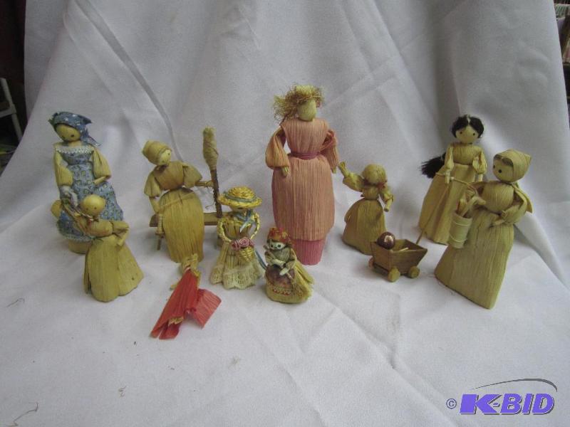 Corn Husk Figures