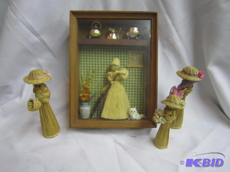 Corn Husk Figures
