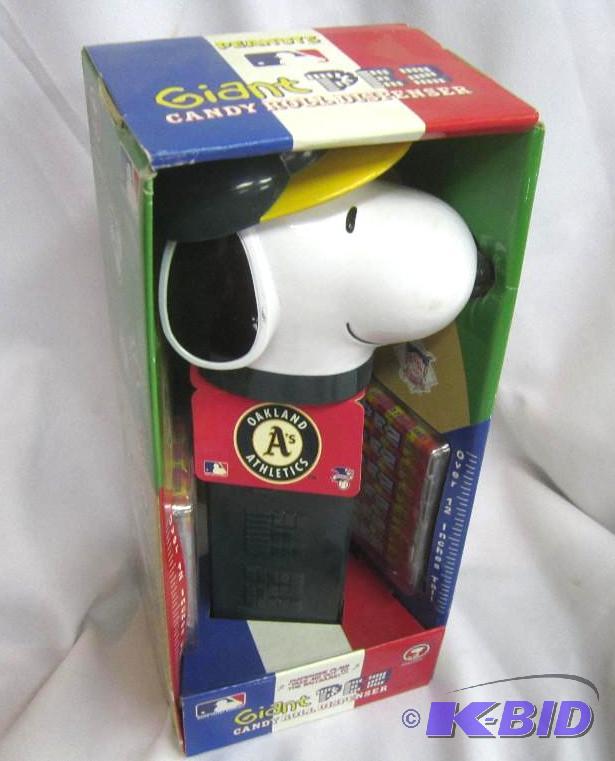 Snoopy Large Pez Dispenser