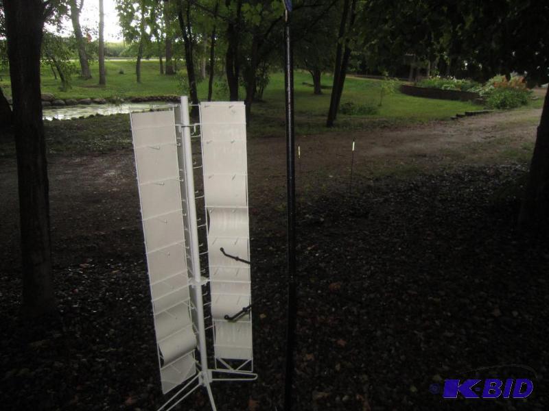 2 Display Racks