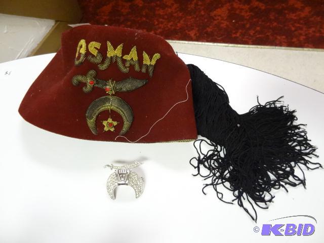 Osman shriners hat with lapel pin....