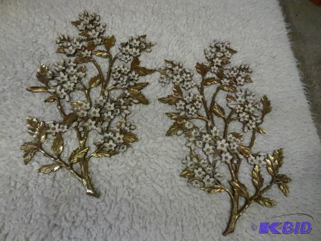 22 x 32 pair of Syroco 1967 wall plaques. Bea...
