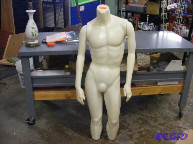 Male Mannequin with removable magnetic arms, ...