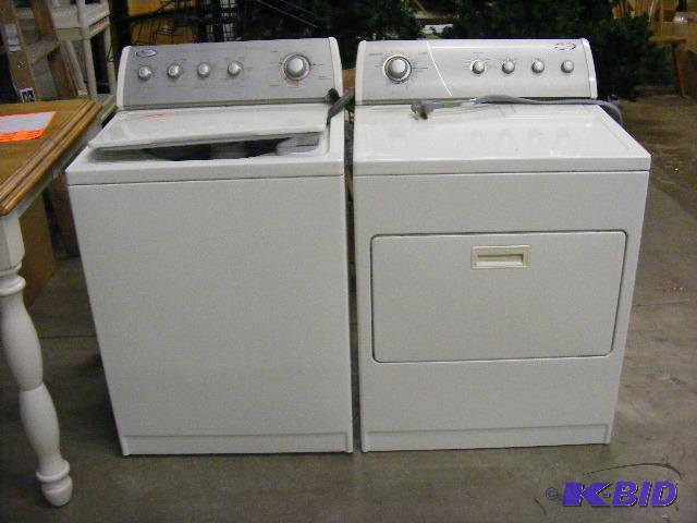 Whirlpool Matching Washer and Dryer set...