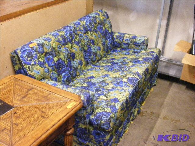 Loveseat, blue and green...