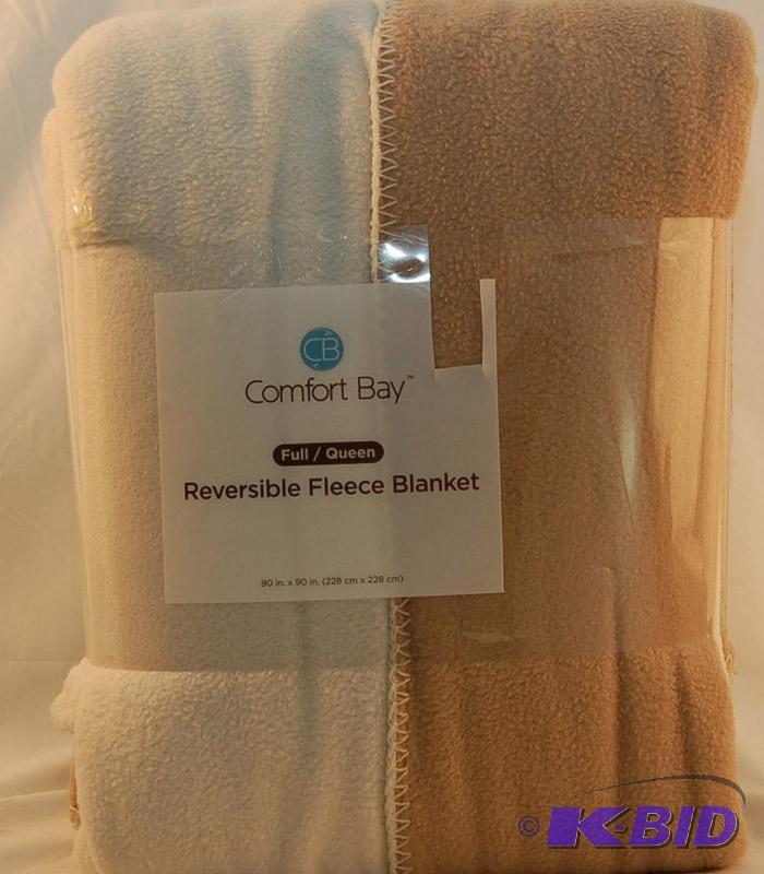 lot 16 image: Comfort Bay QUEEN Reversible Fleece Blanket
