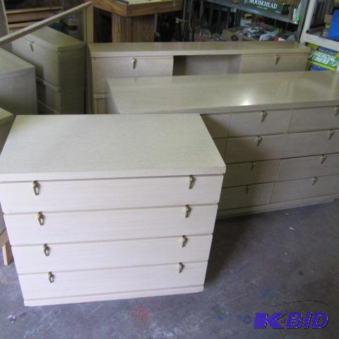 Blond Oak Bedroom Set