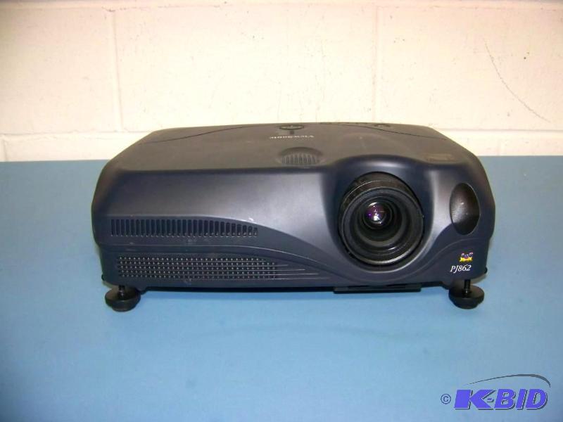 lot 12 image: ViewSonic, PJ862, LCD Projector