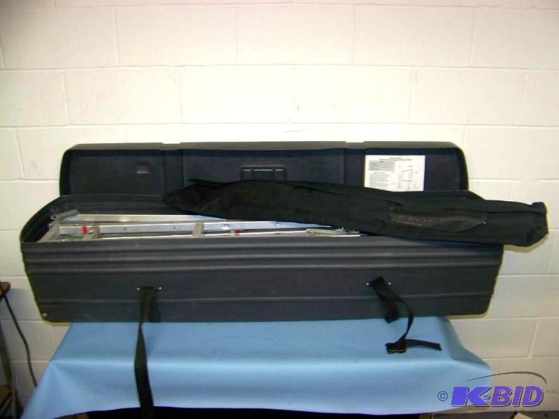 lot 15 image: Draper, Cinefold, 9x12, Front Projection, Portable Projection Screen and Frame