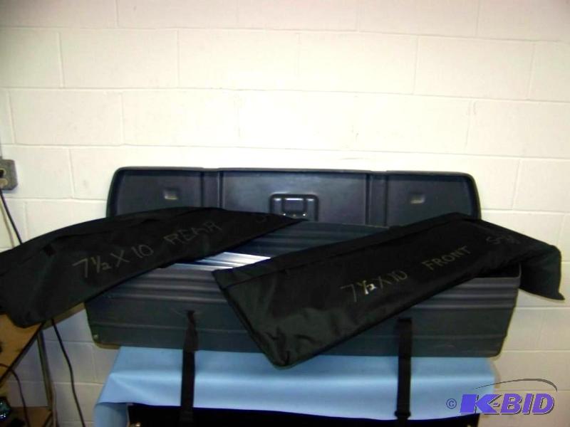 lot 16 image: Draper, Cinefold, 7 12x10, Front and Rear Projection, Portable Projection Screens and Frame