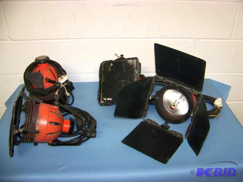 lot 25 image: (4) QuartzColor, StudioFloodSpot Lights with Barn DoorsDimmer Flaps