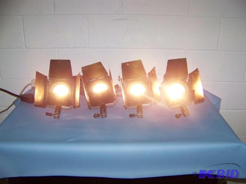 lot 32 image: (4) QuartzColor, StudioFloodSpot Lights with Barn DoorsDimmer Flaps