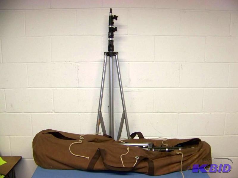 lot 36 image: (6) Manfrotto, Lighting Tripods in Carrying Bag