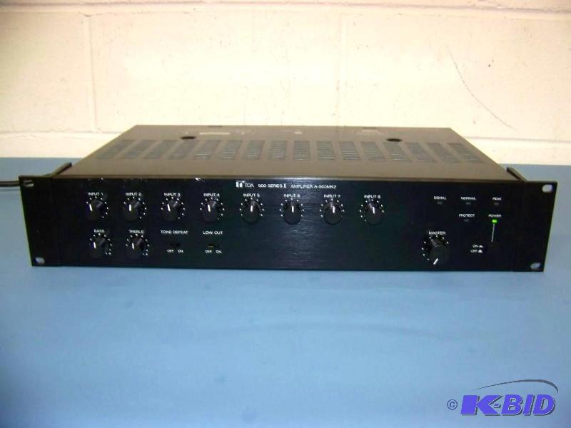 lot 73 image: TOA, 900 Series II, Professional AmpAmplifier