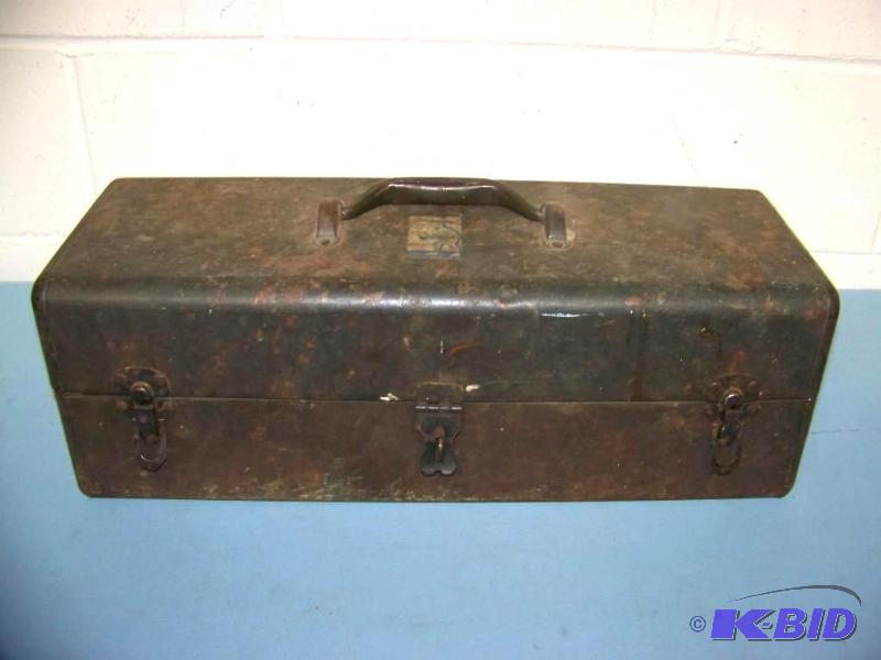 lot 22 image: Old, Vintage, Metal Tool Box with items