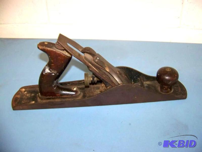 lot 25 image: Bailey, No. 5, Wood Planing Tool - VINTAGE  COLLECTIBLE  ANTIQUE