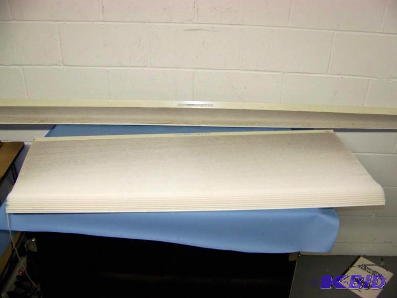 lot 40 image: Matching Blinds, white in color.