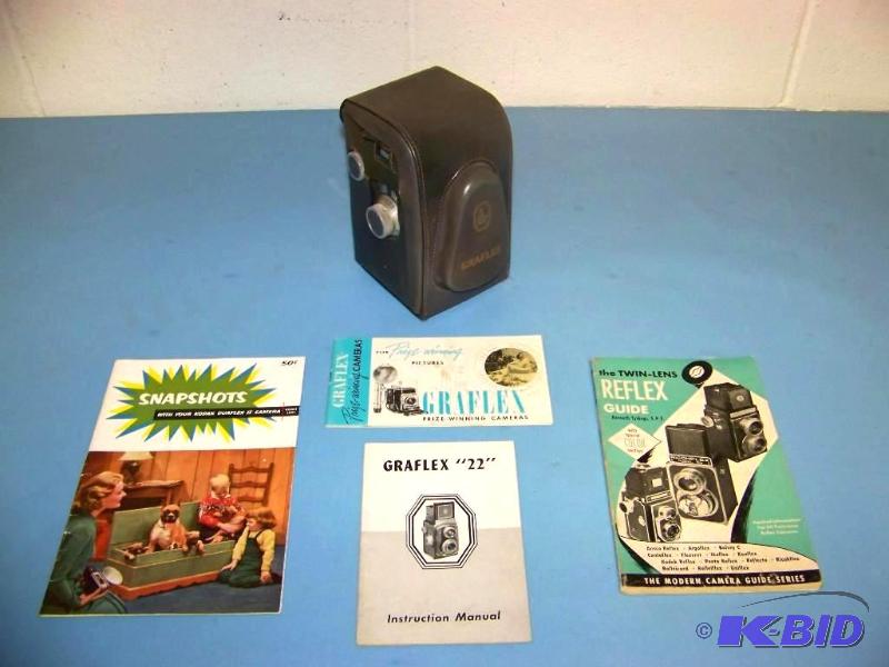 lot 9 image: Graflex 22 Camera - VINTAGE  COLLECTIBLE  ANTIQUE