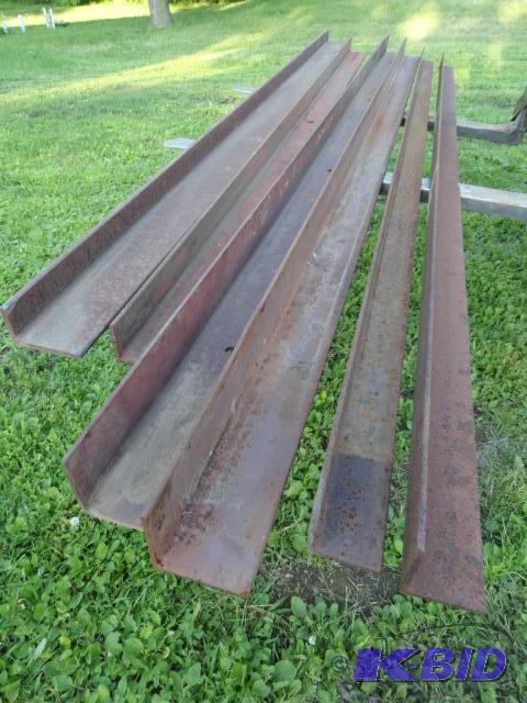 lot 3 image: Angle Iron (2) 4&nbspx 4 x 14" - 10L...