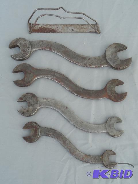 lot 55 image: Early STAR S wrenches with holding rack...