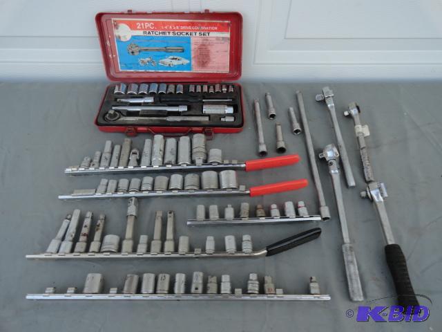 lot 64 image: Assortment of 38" drive sockets in many...