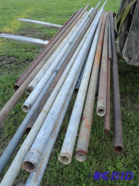 lot 7 image: Selection of steel pipe including 1" sol...