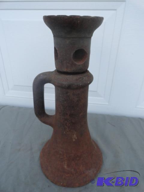 lot 74 image: 2 x 10 screw jack, not stuck...