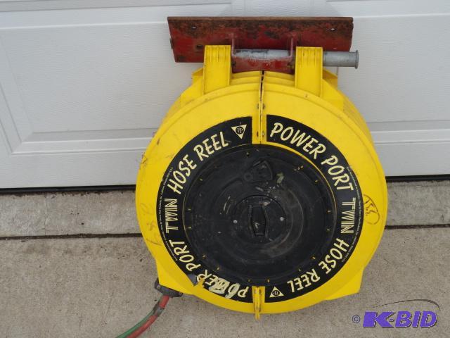 lot 79 image: Power pert twin hose reel for Oxygen and Acet...