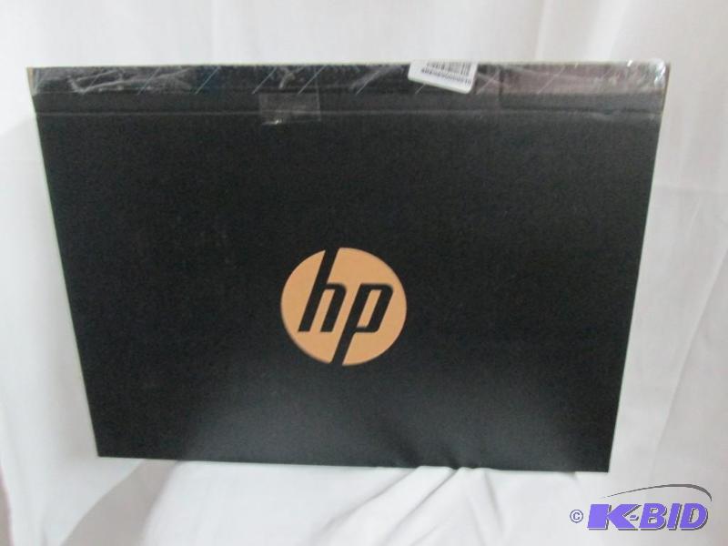 HP 15.6 4GB Windows 8.1 Laptop Computer
