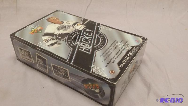 Factory sealed upper deck 1992-93 NHL-LNH Hoc...