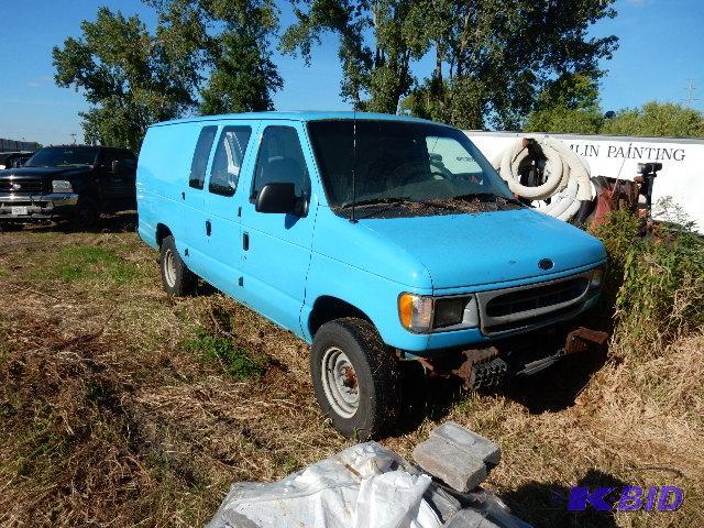 Year 2000 Make Ford Model Econoline Vehicl...
