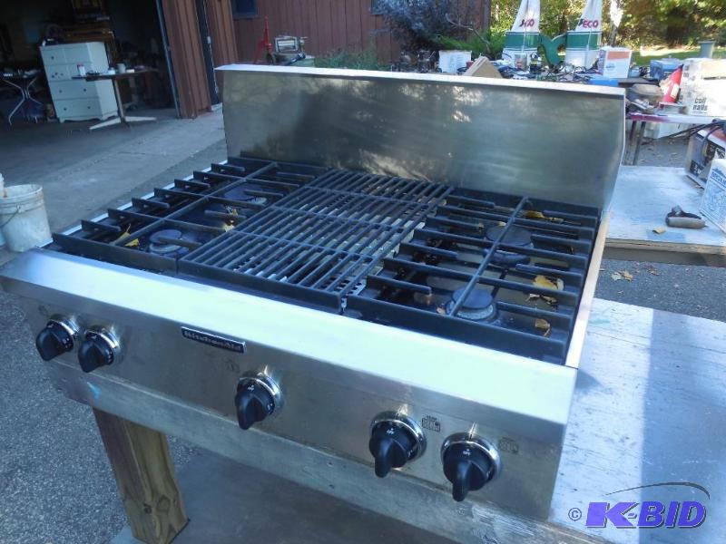 lot 11 image: Kitchen Aid gas cook top L.P. can be converte...