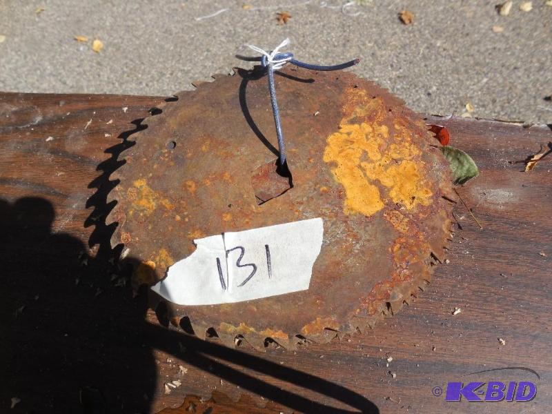 lot 131 image: 7" Saw blades...