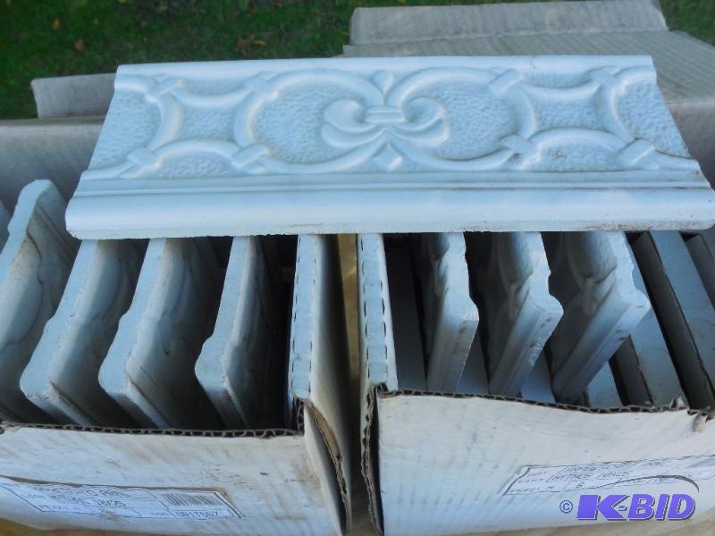 lot 137 image: 9 pieces of tile trim...