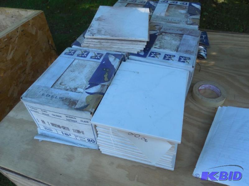 lot 139 image: 6.5 cases of Tile approx&nbsp8 x 10 around 1...