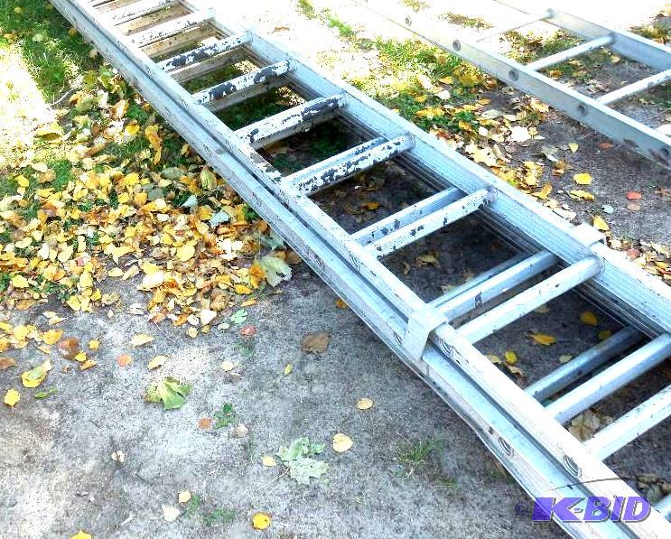 lot 141 image: Set of 16 ft aluminum ladders. Picture shows ...