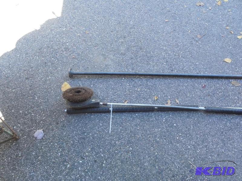 lot 168 image: Car wash brush with extension, ice chisel, cr...