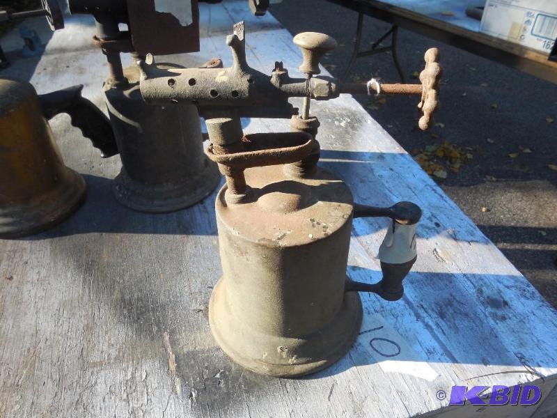 lot 17 image: Antique Torch...