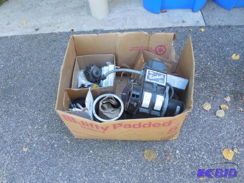 lot 170 image: Beckett oil burner and parts...